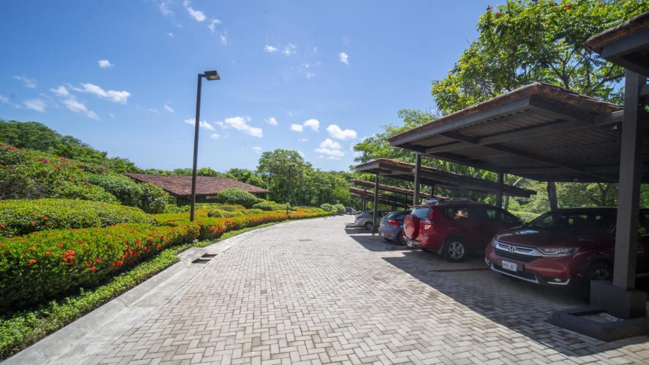 Roble Sabana 105 Luxury Apartment - Reserva Conchal Плайя-Кончаль Экстерьер фото